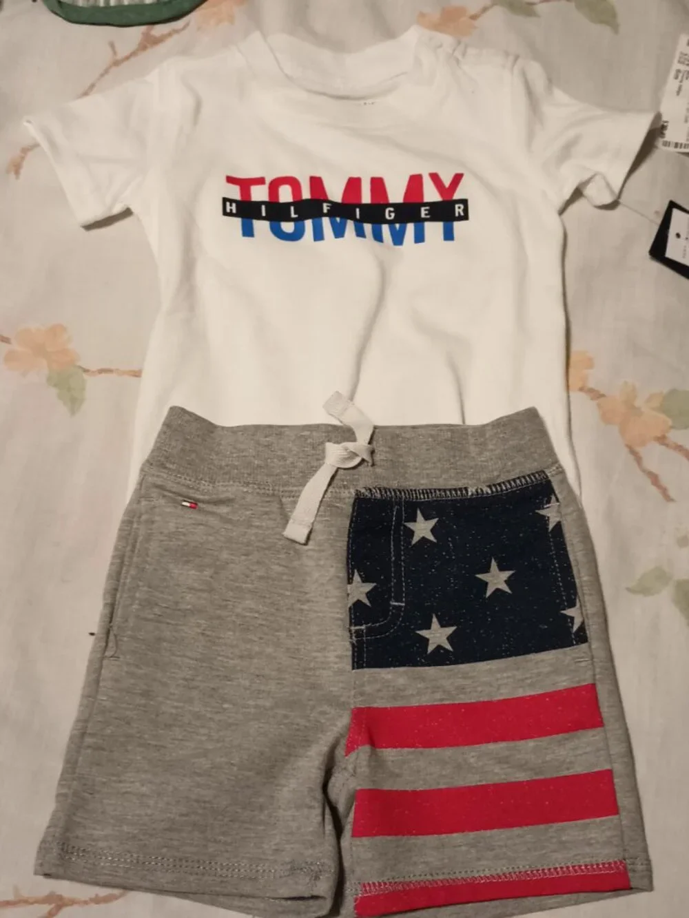 NEW Tommy Hilfiger Children's Set 6/9 Month